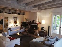Holiday Home in Lorgues With Private Pool