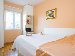 Apartment 3 Beaches With Free Parking