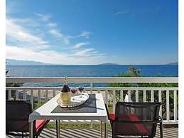 Holiday Apartment Beach House IVA App.1