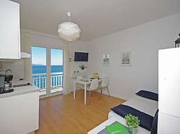 Holiday Apartment Beach House IVA App.1