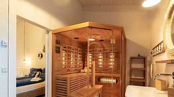 Fordebrise Modern Retreat