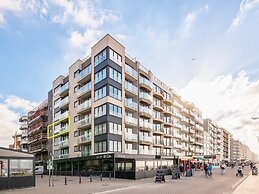 La Digue 302 Located Directly on the Beach