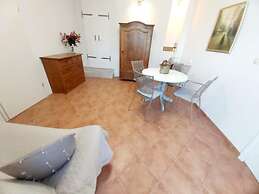 Apartment Regina - Duplex Two Bedroom Apartment