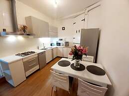 Apartment Regina - Duplex Two Bedroom Apartment