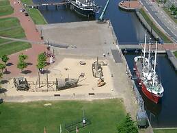 Thias J 3 With Winter Garden