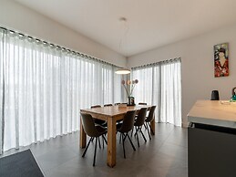 16p Spacious Villa on the Water in Zeewolde