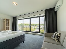 16p Spacious Villa on the Water in Zeewolde