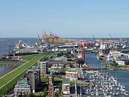 Apartment Newport Weser