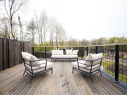 Wellness Villa With Roof Terrace in Zeewolde