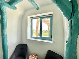 Cave House Yara With Pool and Facilities for PRM