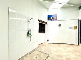 Cave House Yara With Pool and Facilities for PRM