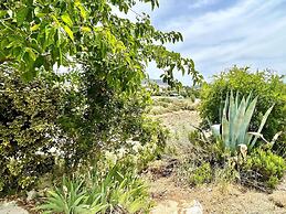 Cave House Yara With Pool and Facilities for PRM