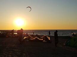 High Geest 4 - Including Many Extras