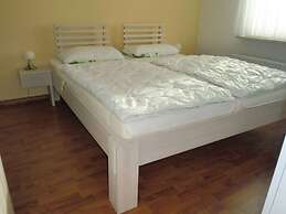 Holiday Apartment Mowennest