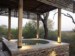 Villa in Hoedspruit With Hot Tub