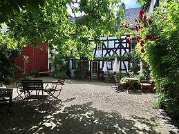 Nice Apartment in Weilmunster