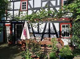 Nice Apartment in Weilmunster