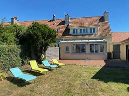 Cosy Cottage a Stone's Throw From Cap Gris Nez