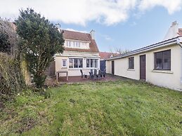 Cosy Cottage a Stone's Throw From Cap Gris Nez