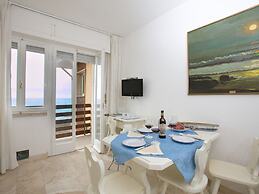 Apartment in Marina di Castagneto Carducci