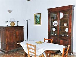 Beautiful Holiday Home in Fulgatore With Swimming Pool