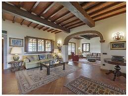 Villa Miniato Comfortable Holiday Residence