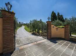 Villa Miniato Comfortable Holiday Residence
