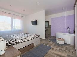 New White Villa, 60 m2, Pool