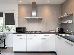Beautiful Holiday Home Near Alkmaar