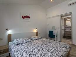 Villa Monteci Comfortable Holiday Residence