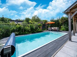 Holiday Home With Shared Pool and Bubble Bath