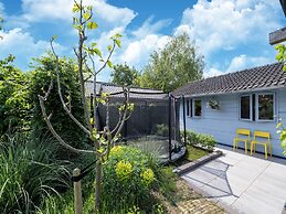 Holiday Home With Shared Pool and Bubble Bath
