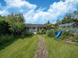 Holiday Home With Shared Pool and Bubble Bath