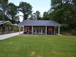 Holiday Home With Covered Terrace in Rhenen