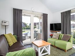 Beautiful Chalet With Sauna and Right on the Water