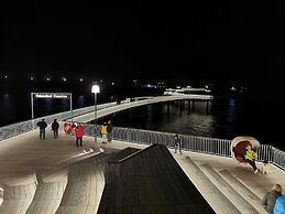 Dreamtime Modern Retreat