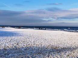 Dreamtime Modern Retreat