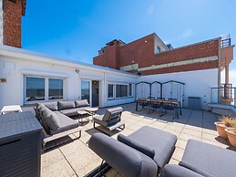 Cosy Penthouse on the 8th Floor