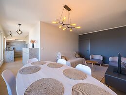 Cosy Penthouse on the 8th Floor