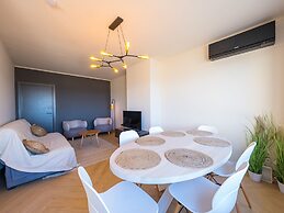 Cosy Penthouse on the 8th Floor