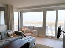 Apartment in Nieuwpoort With Terrace