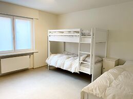 Apartment in Nieuwpoort With Terrace