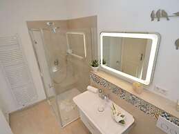 Heart Shell in the Villa Li