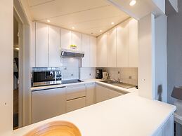 Amazing Apartment With Sea-views