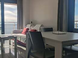 Belvilla by OYO Apartamento con Patio