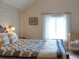 6 Person Holiday Home in Hedekas-by Traum