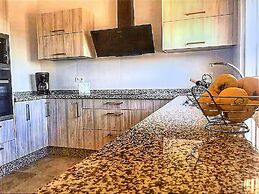 Belvilla by OYO Pago Los Azafranes Arenas