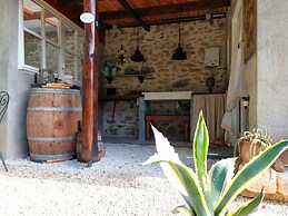 Glamping With Private Bathroom and Spacious Garden