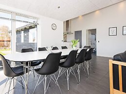 Tranquil Retreat Near Beach - By Traum Ferienwohnungen