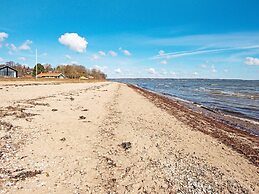 Tranquil Retreat Near Beach - By Traum Ferienwohnungen